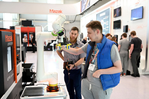 Student participates in Worcestershire based MAZAK Europe HQ National Manufacturing Open Day 2022 4MP
