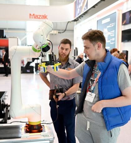 Student participates in Worcestershire based MAZAK Europe HQ National Manufacturing Open Day 2022 4MP